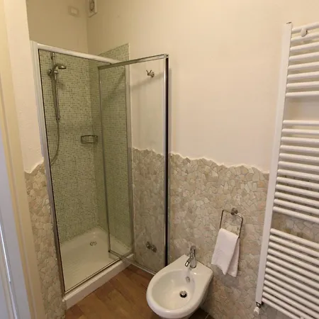 Mansion In San Valentino With Pool