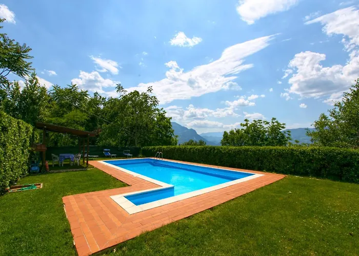 Mansion In San Valentino With Pool San Valentino in Abruzzo Citeriore