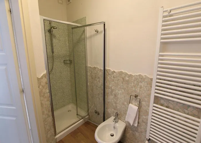 Mansion In San Valentino With Pool